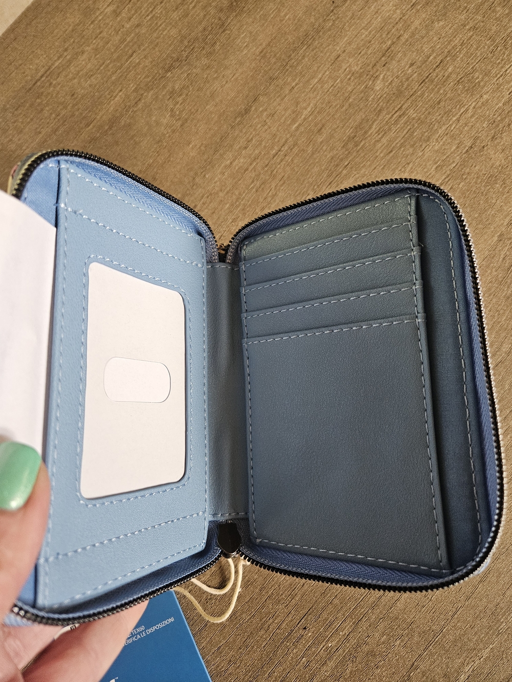 Loungefly Cream Sonic Printed Zip Wallet with Blue Patch - Picture 3 of 3